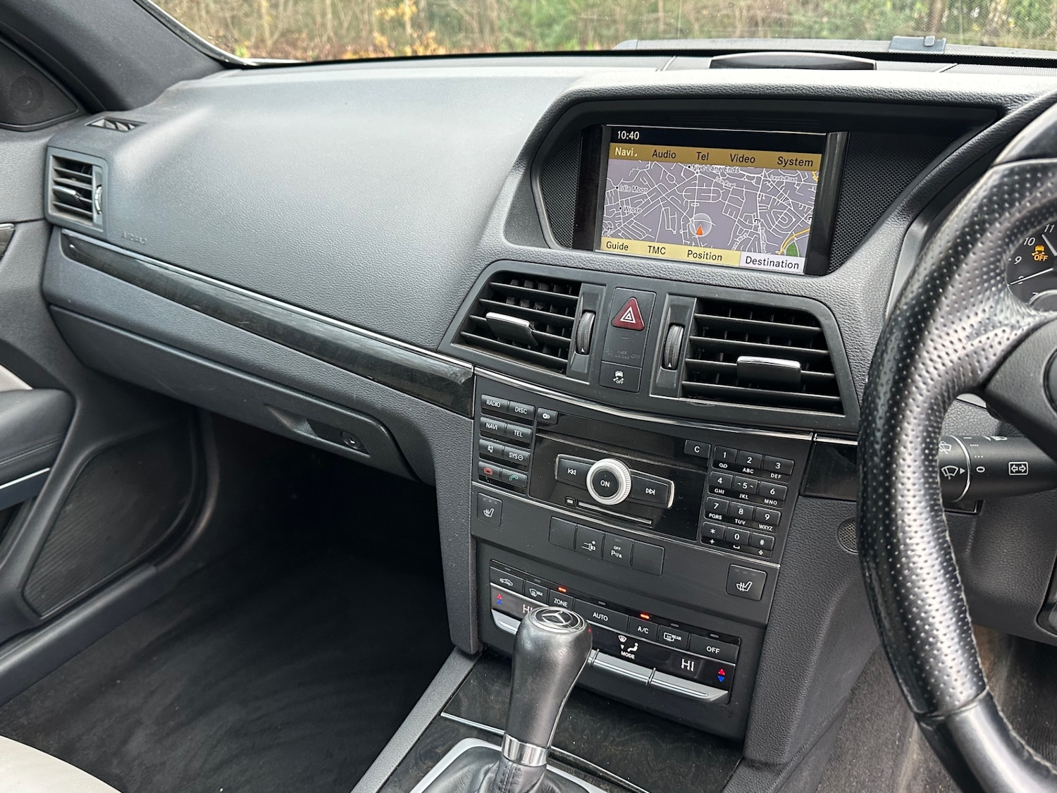 Used Mercedes-Benz E Class 2010 for sale - 76757359: Photo 15