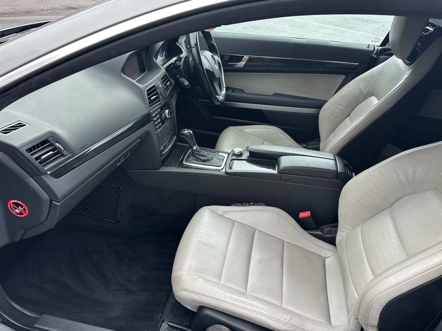 Used Mercedes-Benz E Class 2010 for sale - 76757359: Photo 20