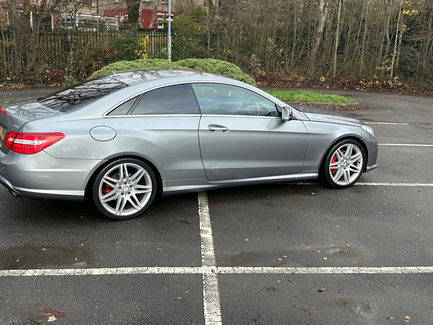 Used Mercedes-Benz E Class 2010 for sale - 76757359: Photo 24