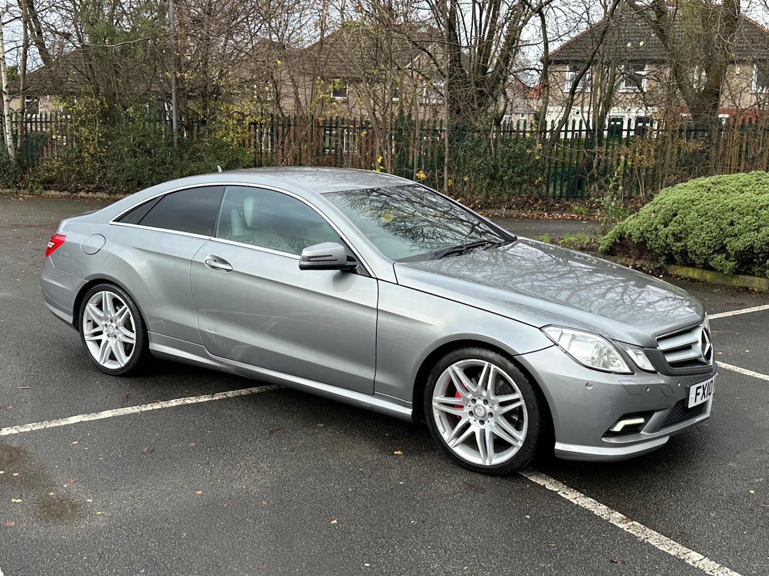 Used Mercedes-Benz E Class 2010 for sale - 76757359: Photo 25