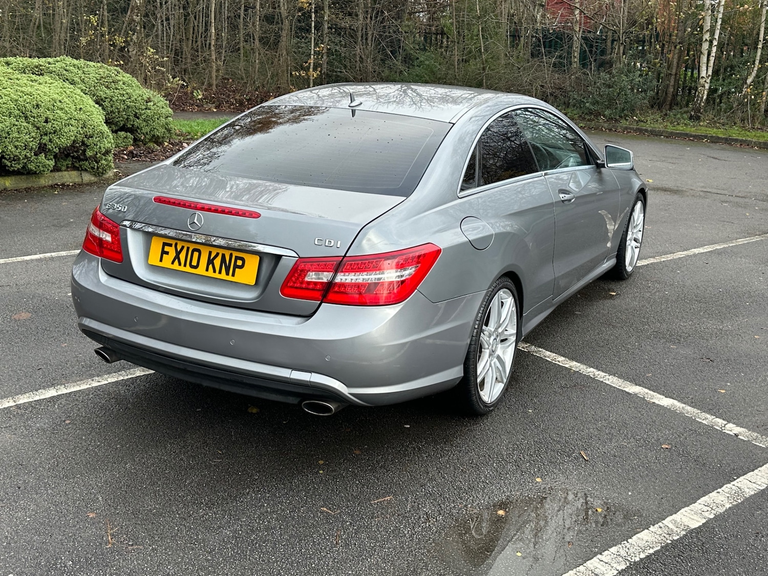 Used Mercedes-Benz E Class 2010 for sale - 76757359: Photo 5