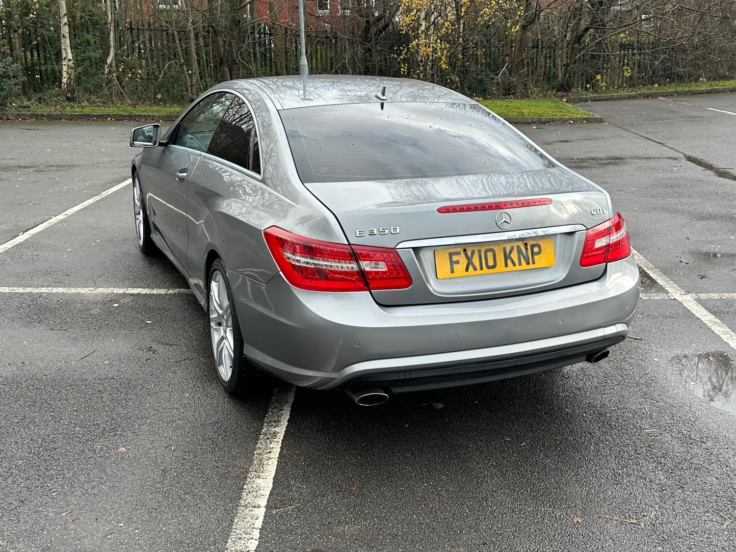 Used Mercedes-Benz E Class 2010 for sale - 76757359: Photo 7