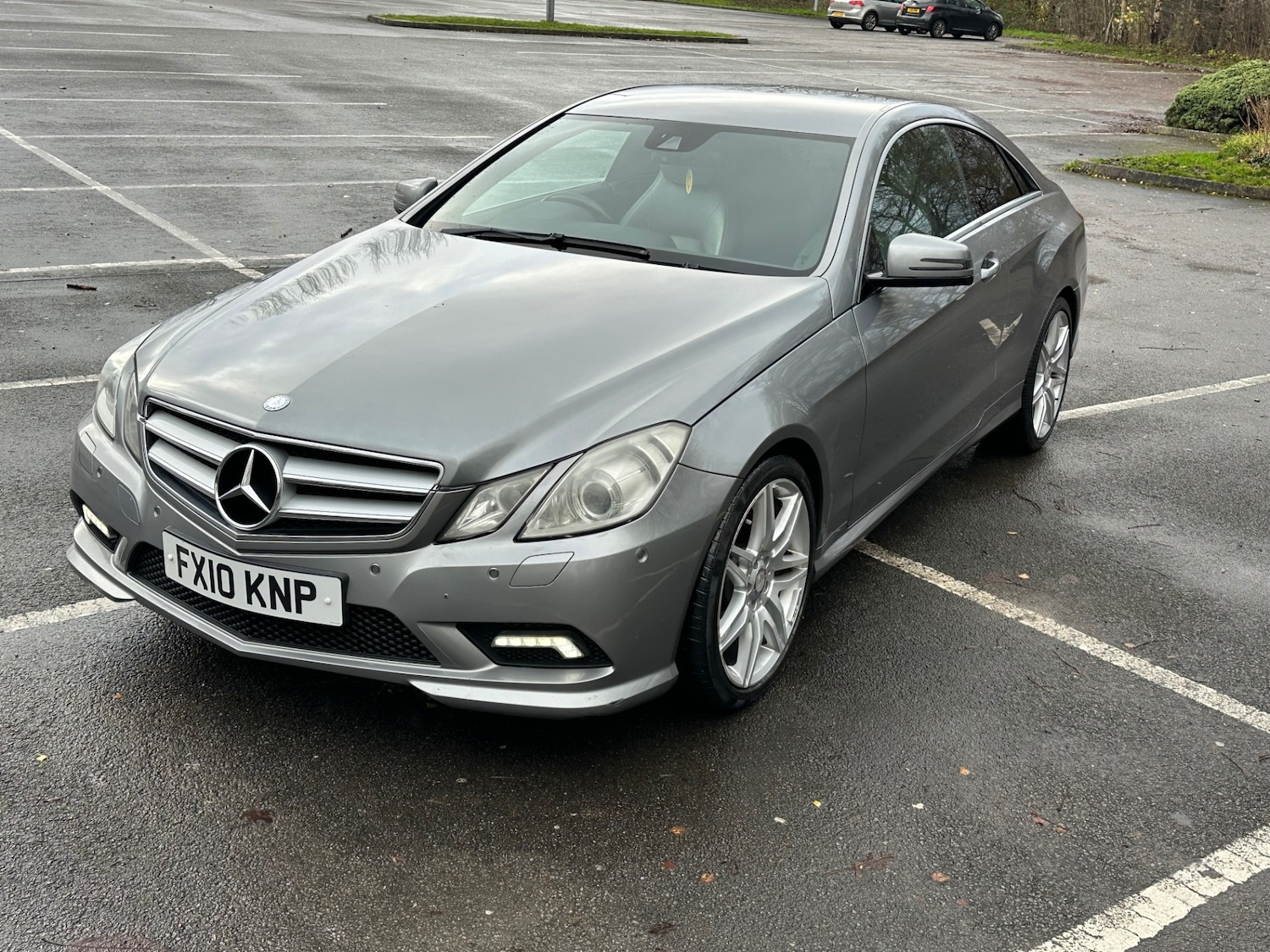Used Mercedes-Benz E Class 2010 for sale - 76757359: Photo 9