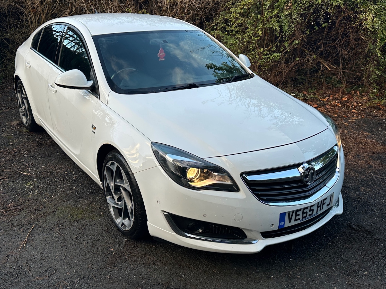 Used Vauxhall Insignia 2015 for sale - 76736784: Photo 1