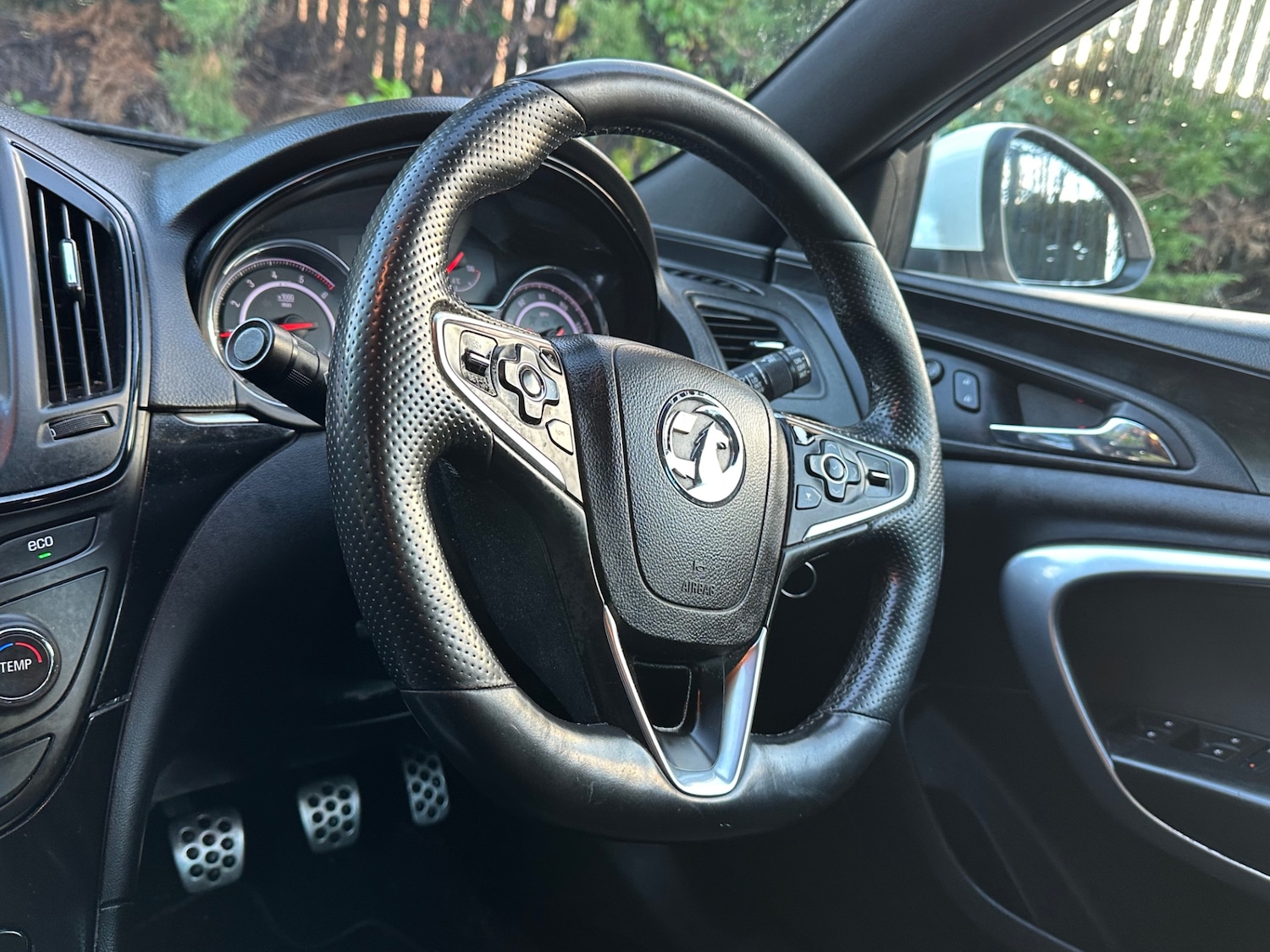 Used Vauxhall Insignia 2015 for sale - 76736784: Photo 22