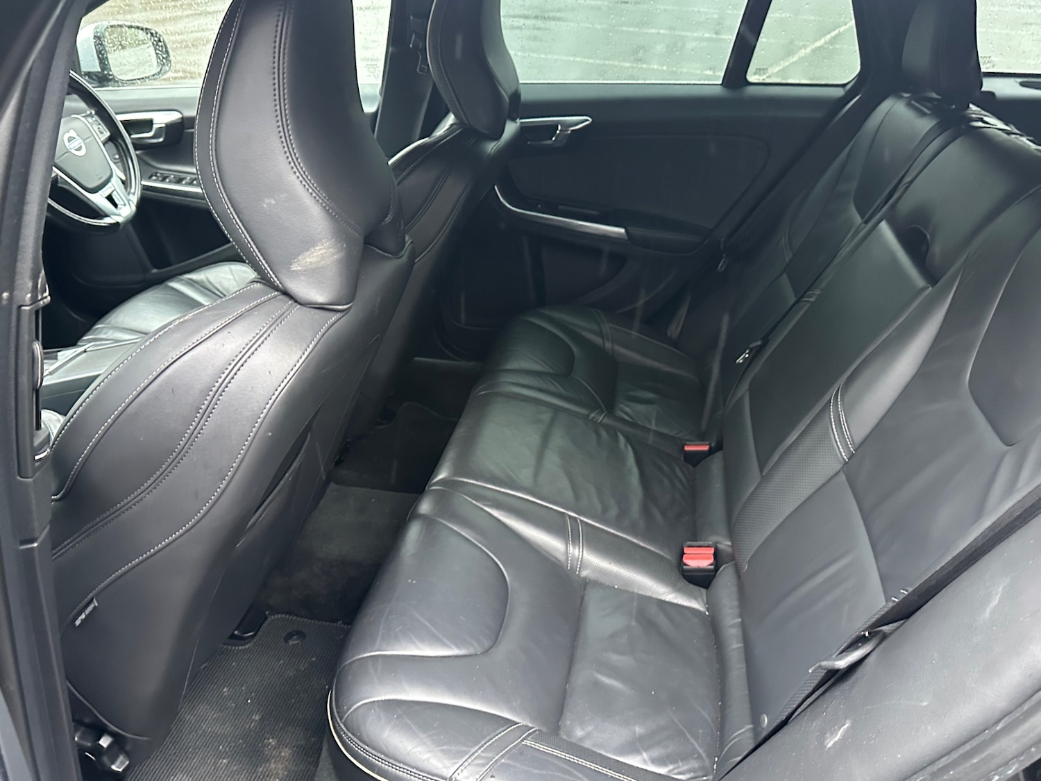 Used Volvo V60 2016 for sale - 76946812: Photo 16