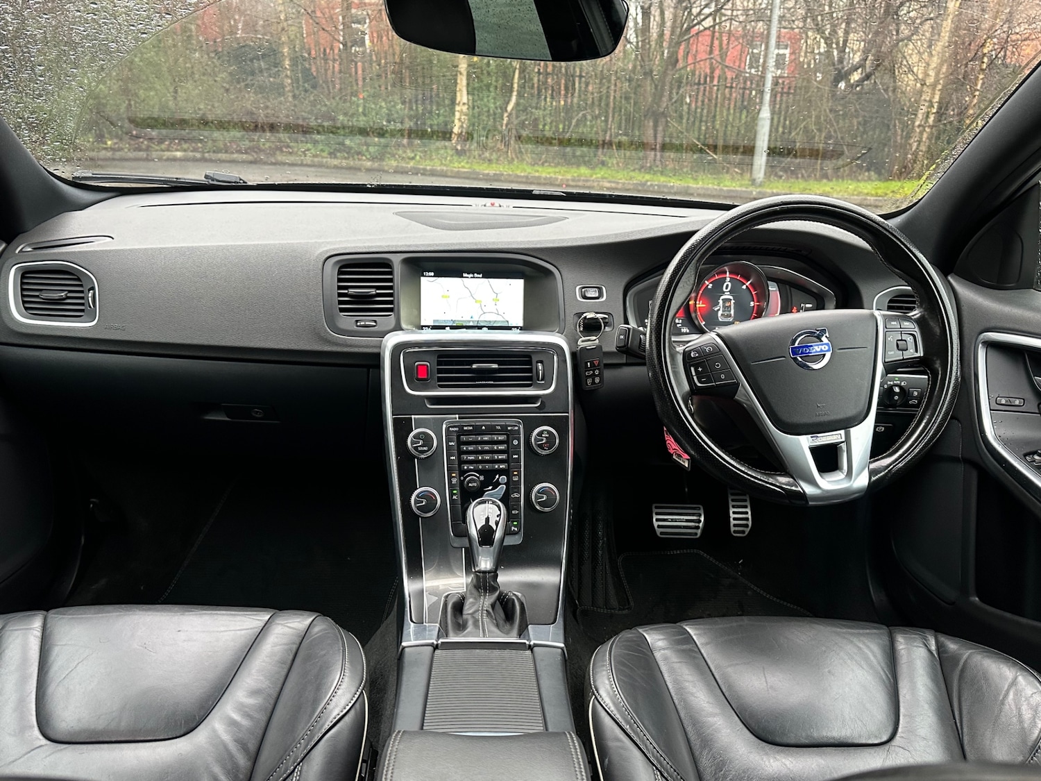 Used Volvo V60 2016 for sale - 76946812: Photo 18