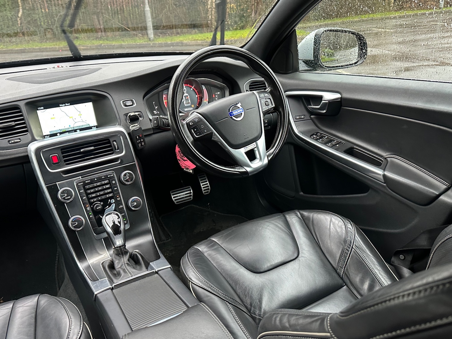 Used Volvo V60 2016 for sale - 76946812: Photo 20