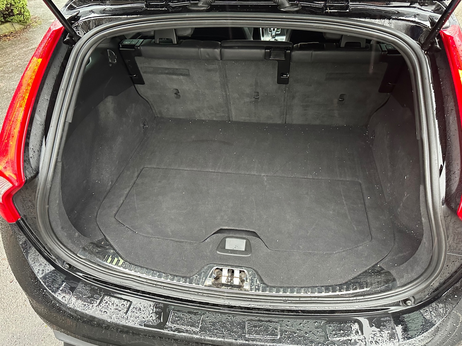 Used Volvo V60 2016 for sale - 76946812: Photo 21