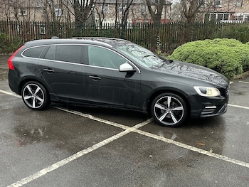 Used Volvo V60 2016 for sale - 76946812: Photo