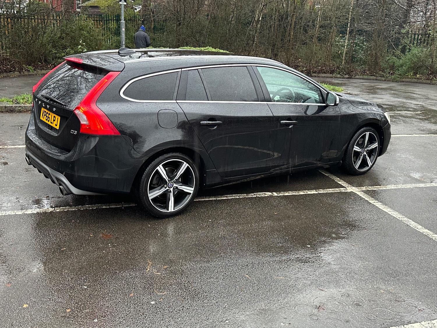 Used Volvo V60 2016 for sale - 76946812: Photo 5