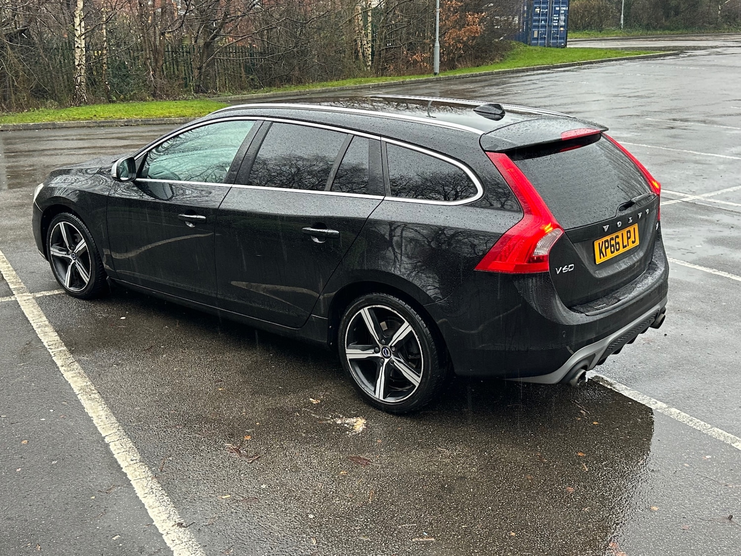 Used Volvo V60 2016 for sale - 76946812: Photo 9