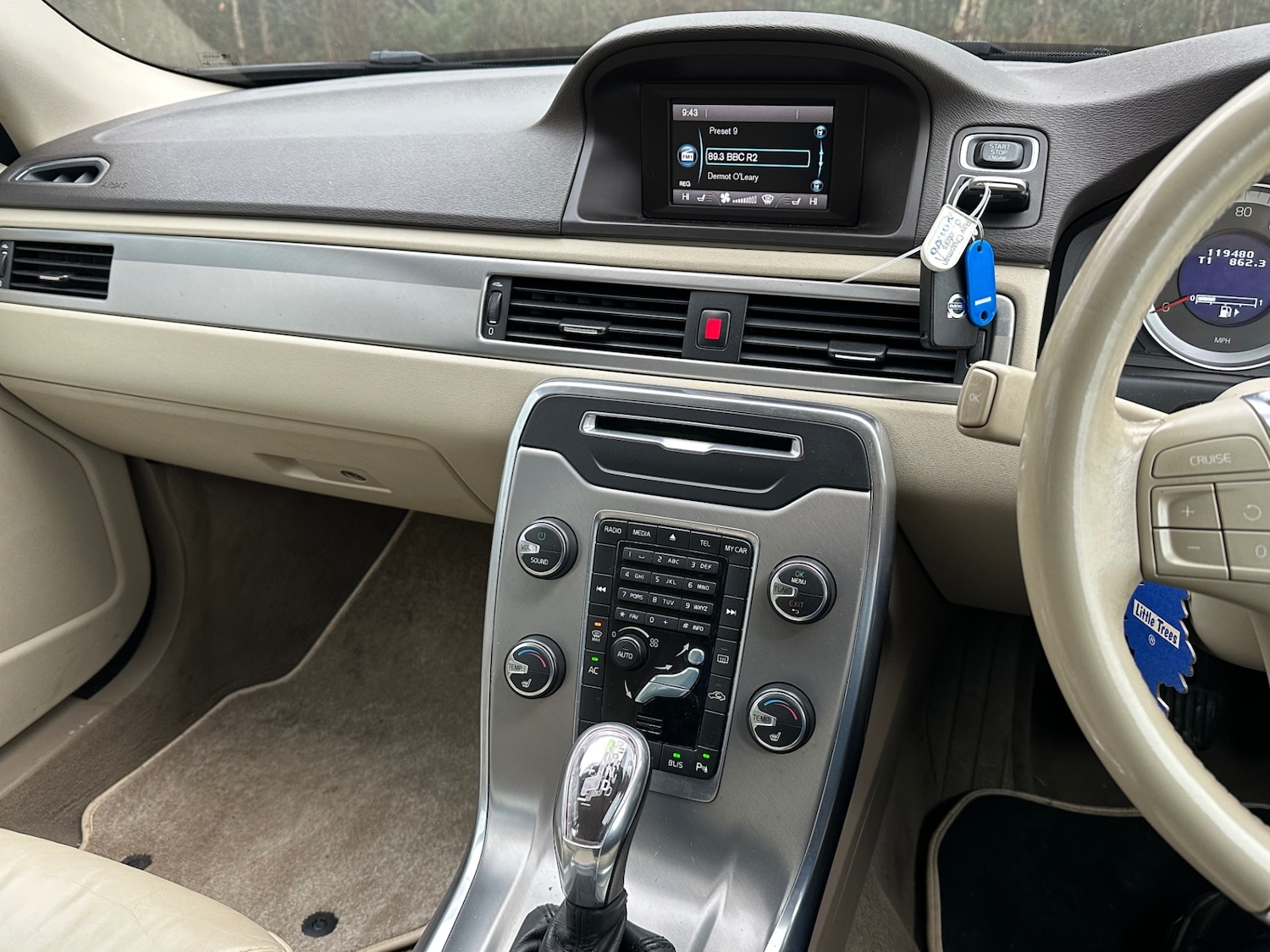 Used Volvo V70 2013 for sale - 77225387: Photo 22