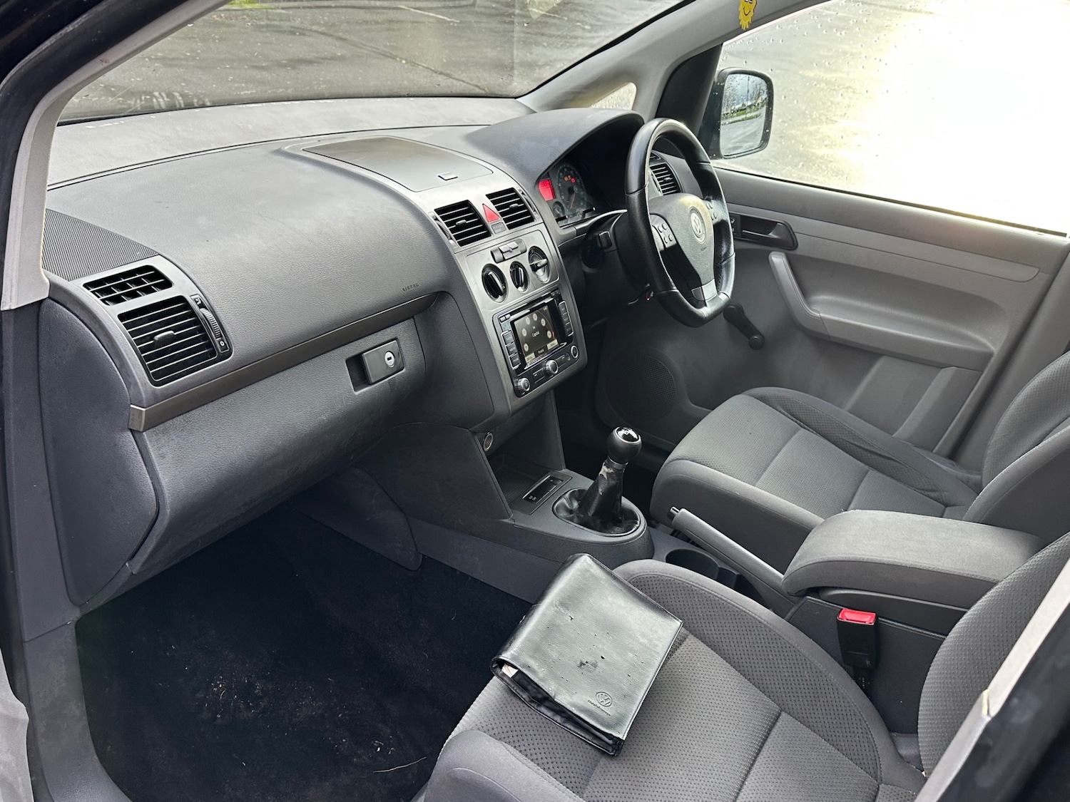 Used Volkswagen Caddy Maxi 2010 for sale - 76860464: Photo 9