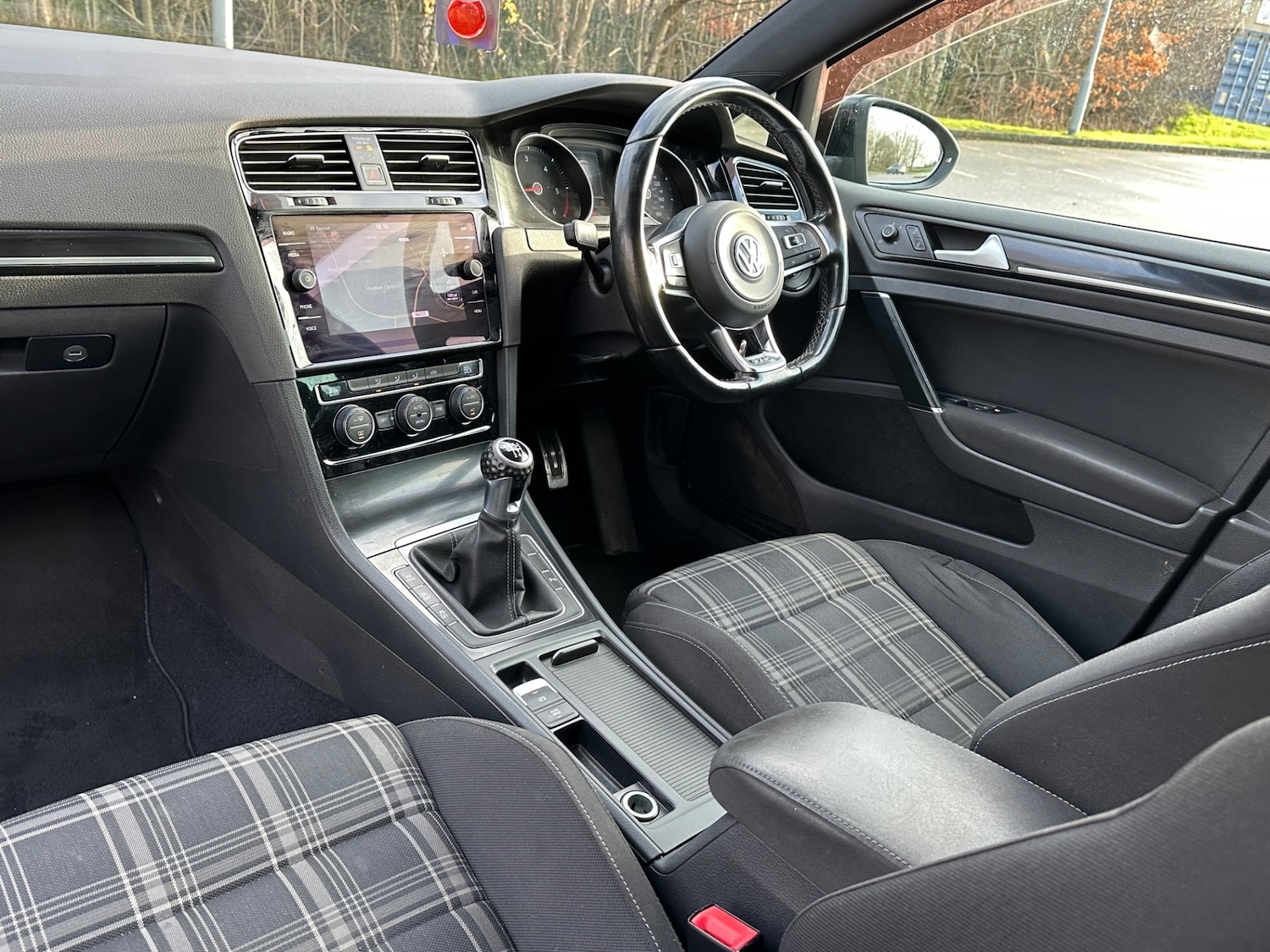 Used Volkswagen Golf 2014 for sale - 76908147: Photo 13