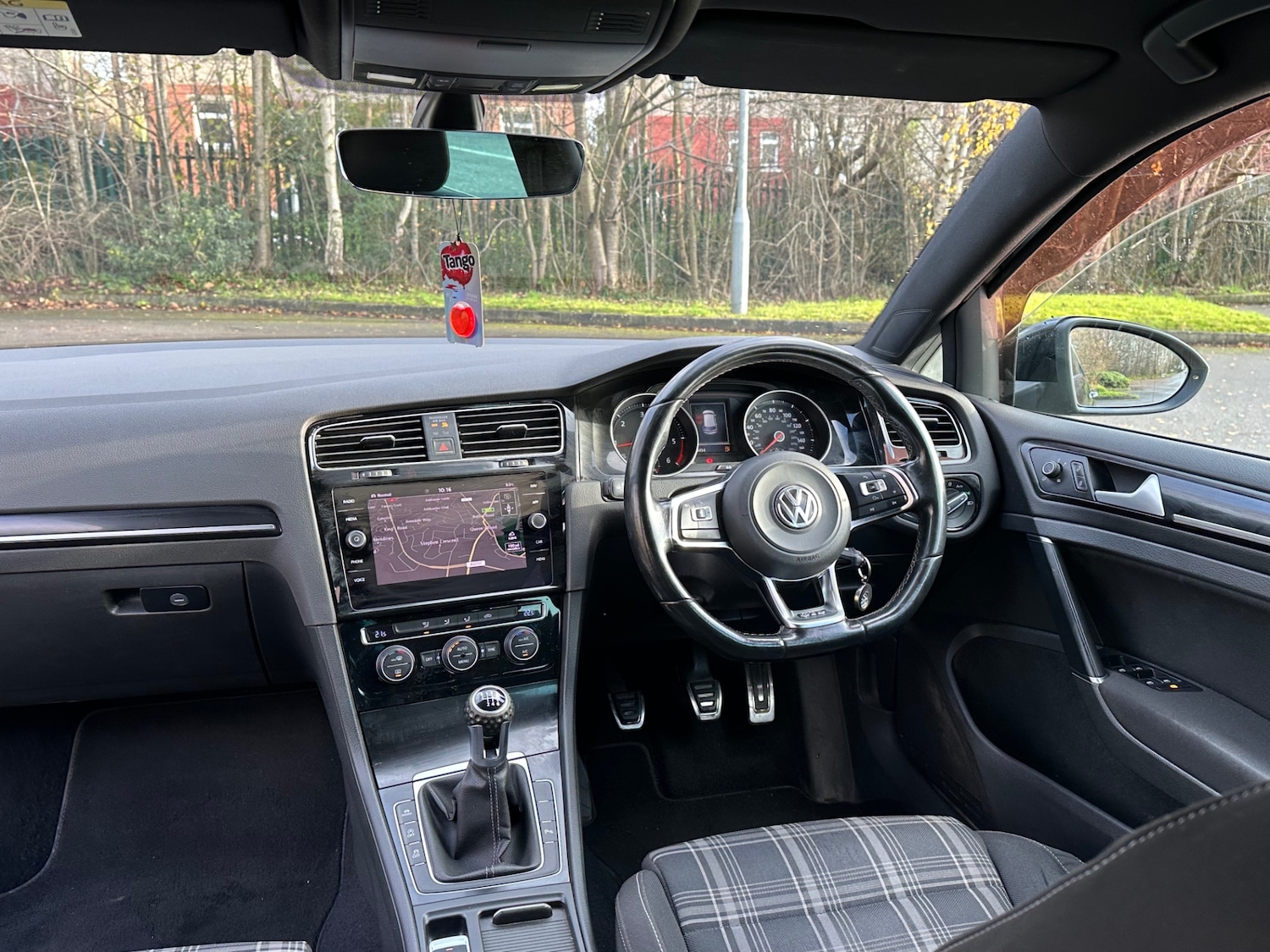 Used Volkswagen Golf 2014 for sale - 76908147: Photo 17