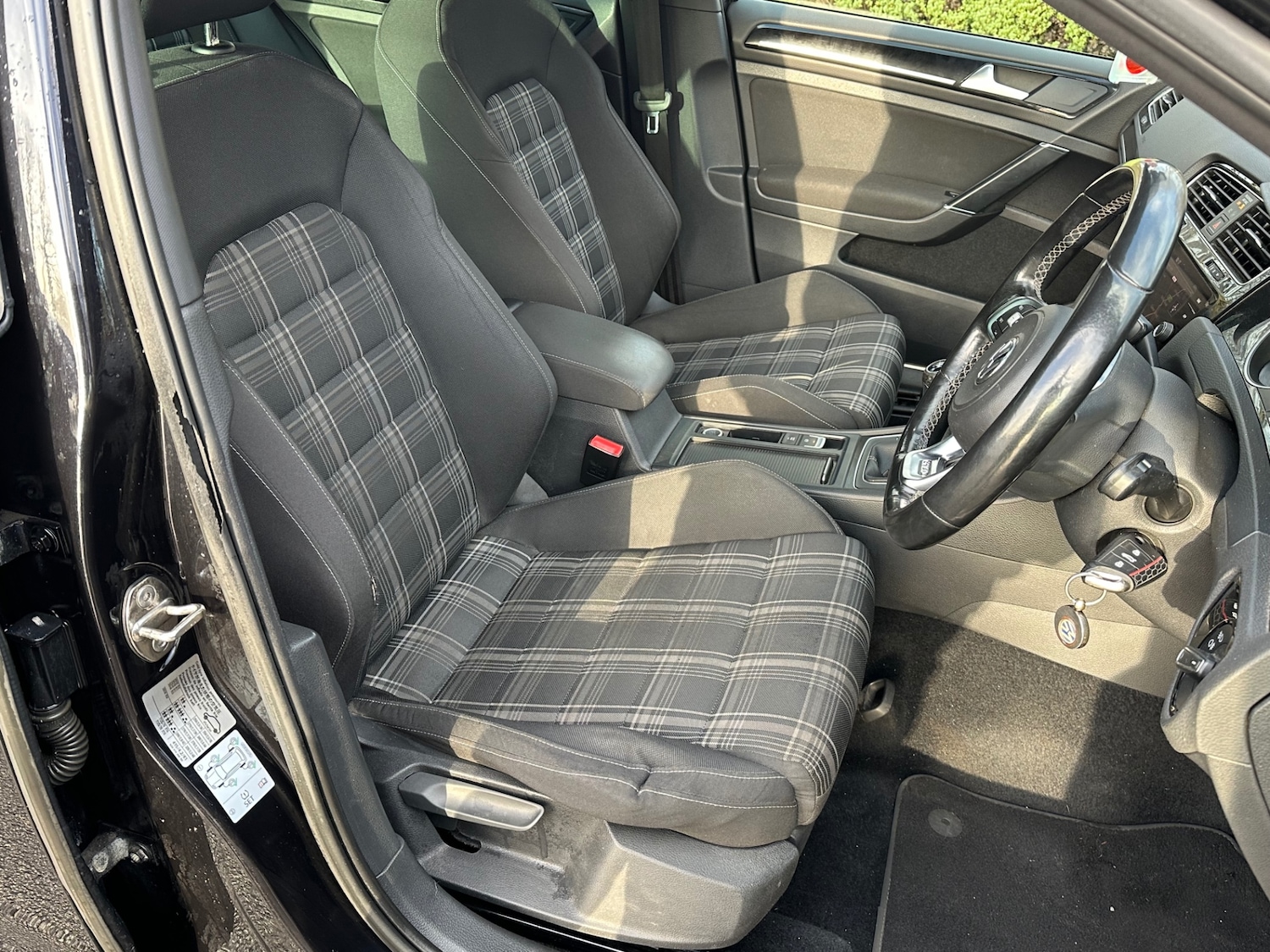 Used Volkswagen Golf 2014 for sale - 76908147: Photo 18