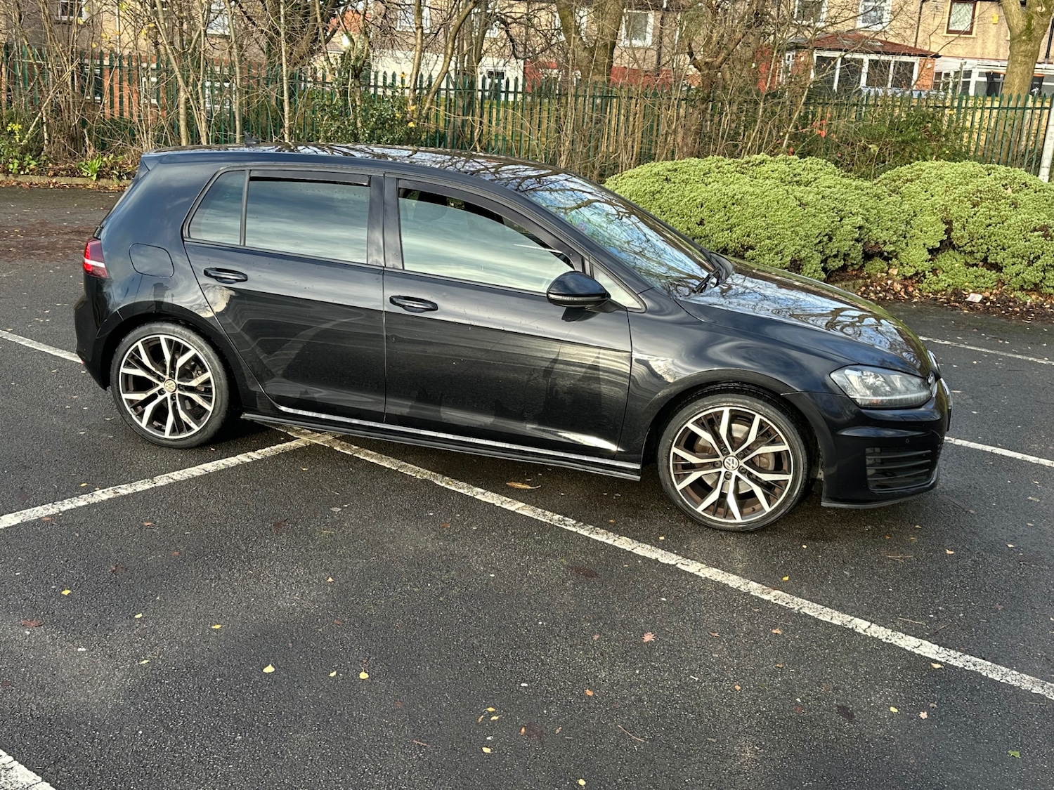 Used Volkswagen Golf 2014 for sale - 76908147: Photo 3