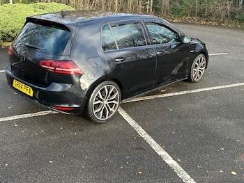 Used Volkswagen Golf 2014 for sale - 76908147: Photo