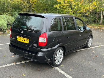 2003 (03) - 2.0i 16V GSi Z20LET VXR Classic Car 7 Seater 5-Door
