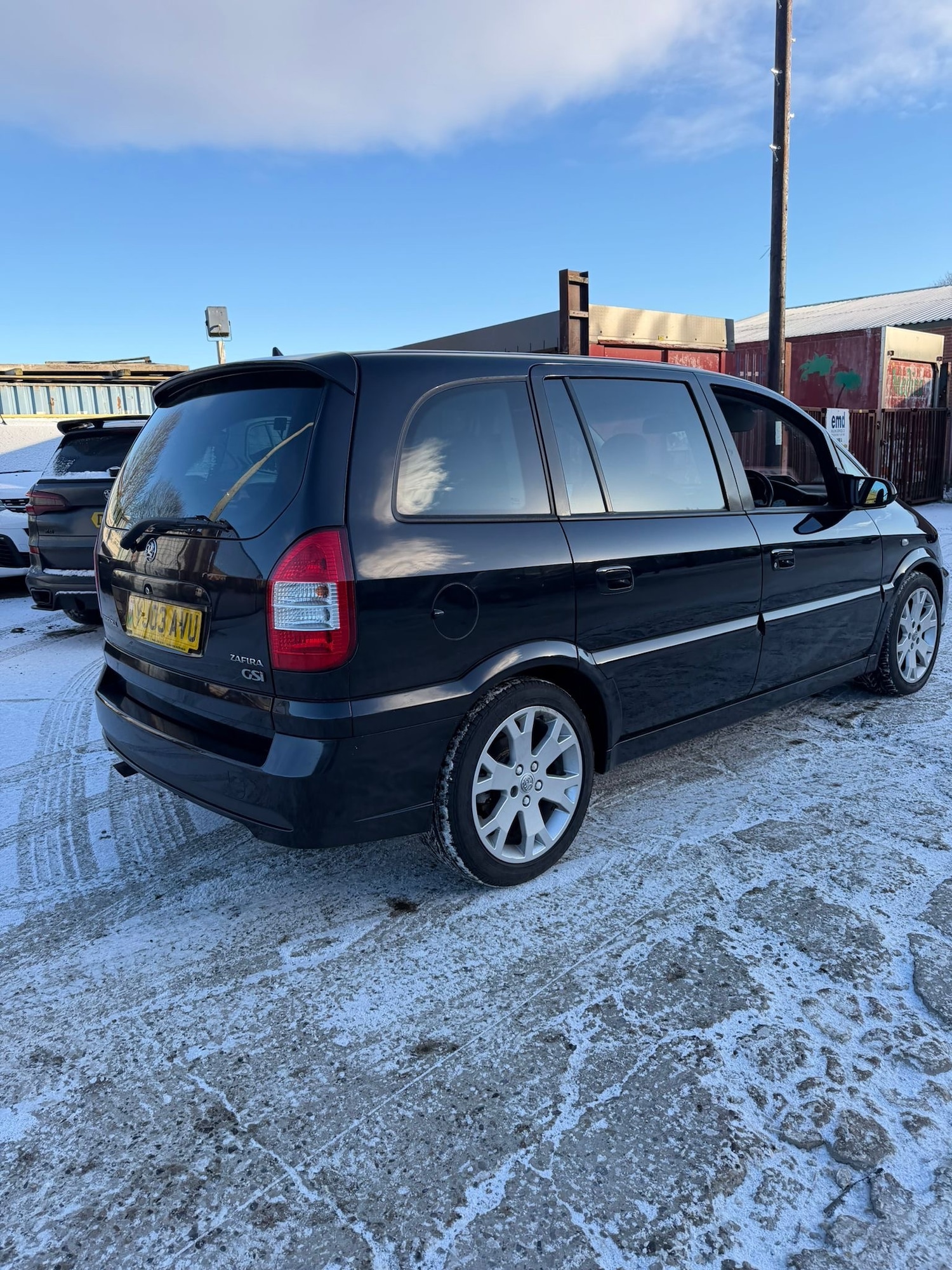 Used Vauxhall Zafira 2003 for sale - 77701381: Photo 2