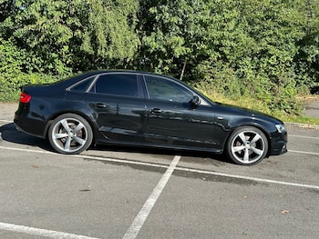 Used Audi A4 2014 for sale - 75970948: Photo