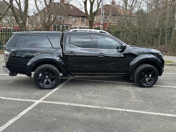 Used Nissan Navara 2017 for sale - 77690249: Photo