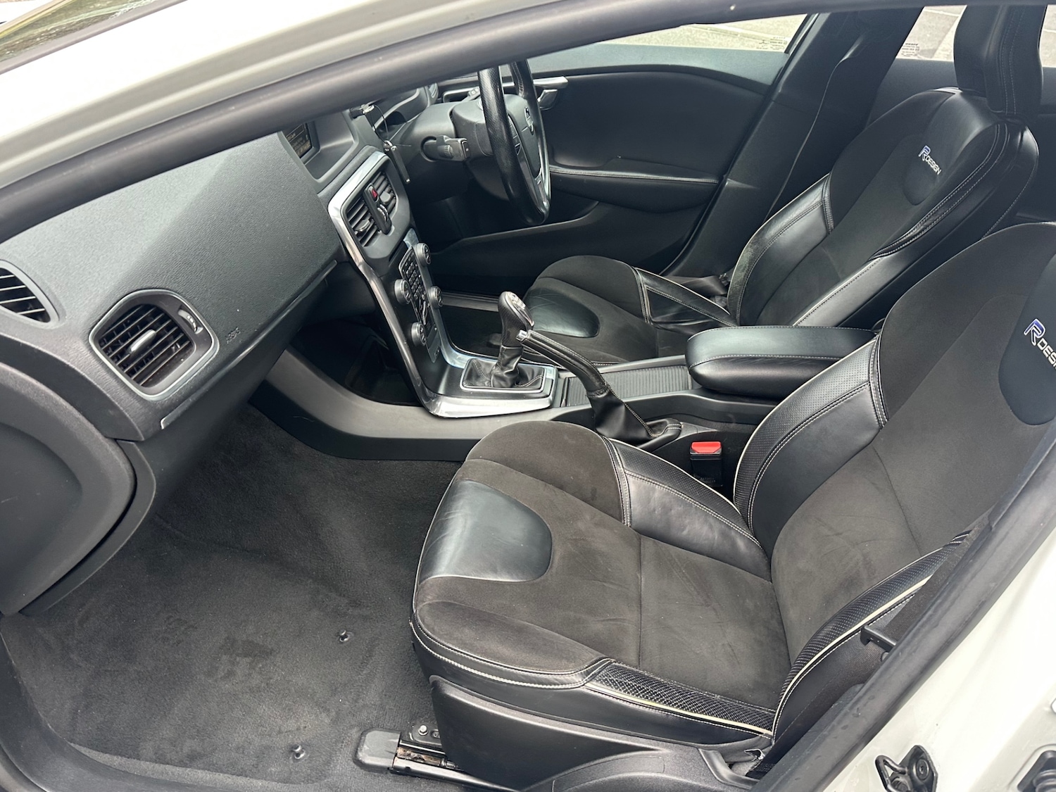 Used Volvo V40 2013 for sale - 77653418: Photo 11