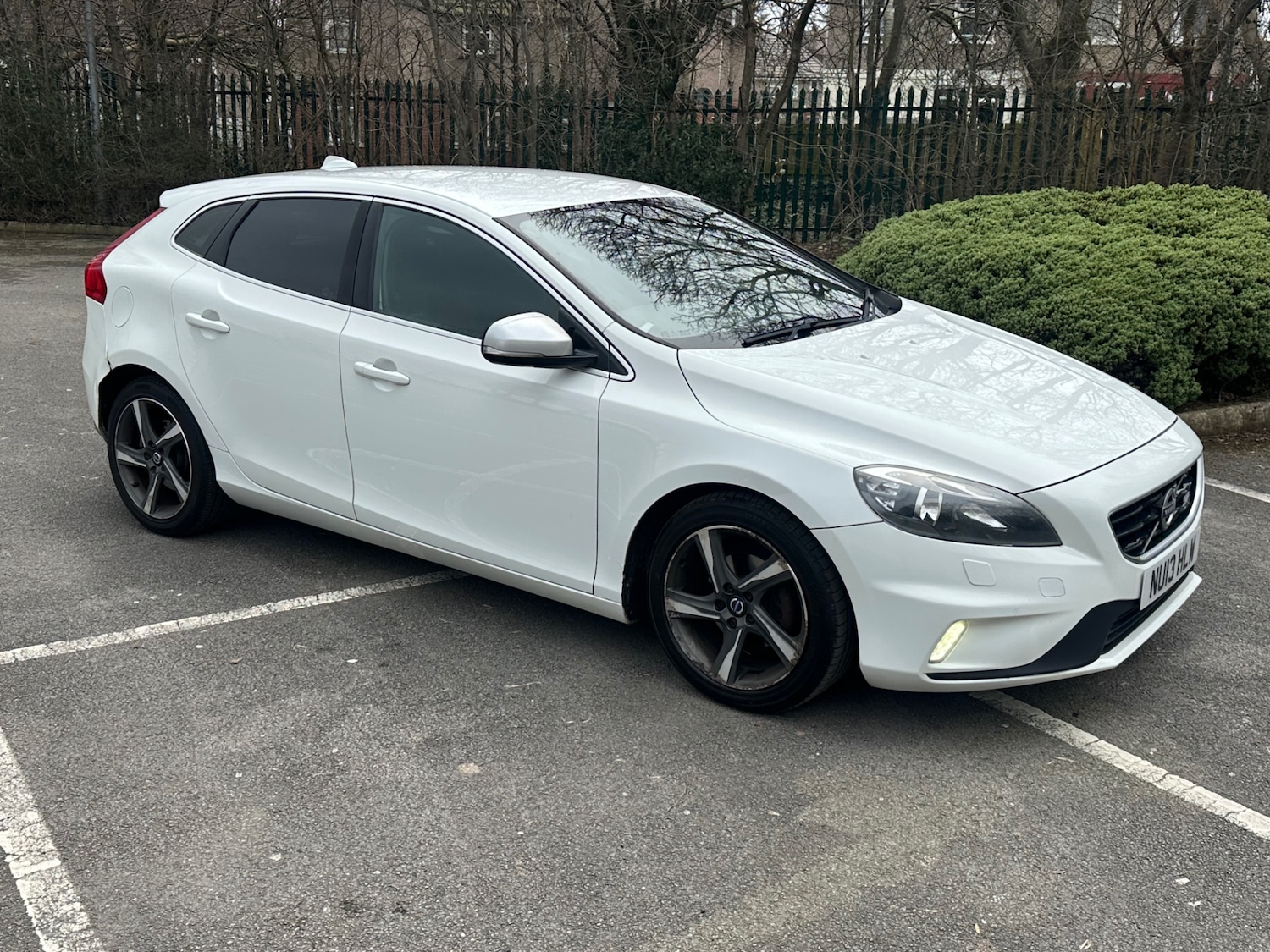 Used Volvo V40 2013 for sale - 77653418: Photo 3