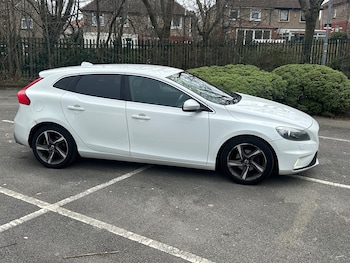 Used Volvo V40 2013 for sale - 77653418: Photo