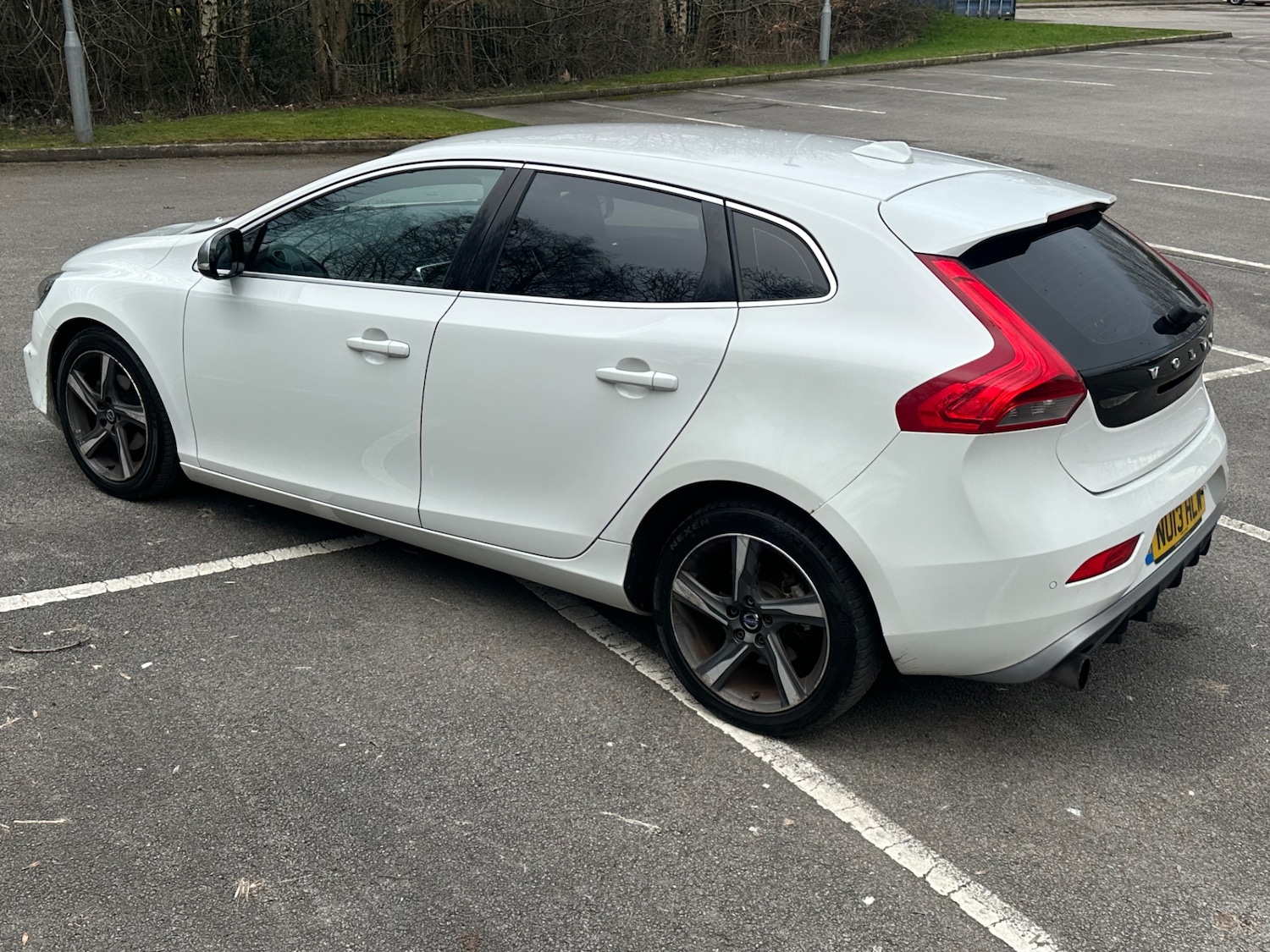 Used Volvo V40 2013 for sale - 77653418: Photo 8