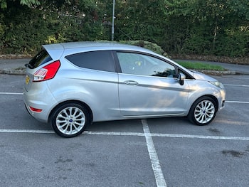 Used Ford Fiesta 2016 for sale - 79780081: Photo