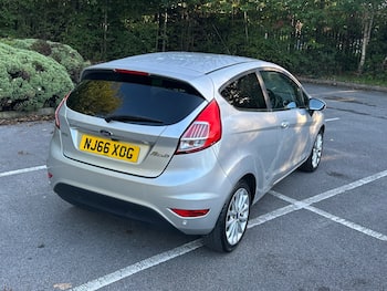 Used Ford Fiesta 2016 for sale - 79780081: Photo