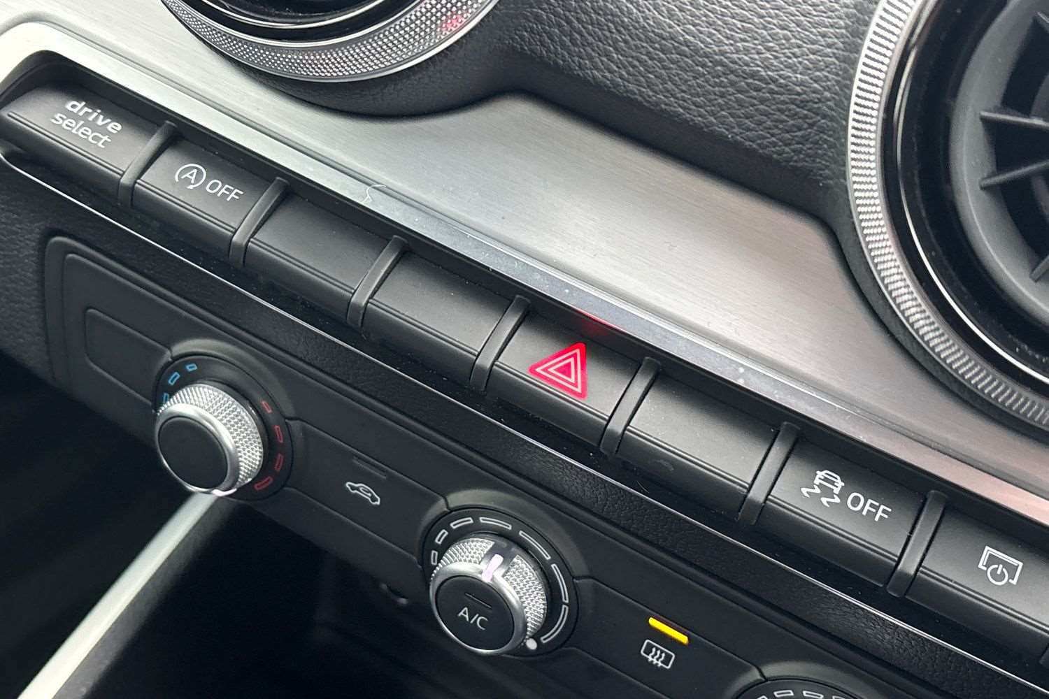 Used Audi Q2 2023 for sale - 77756485: Photo 32