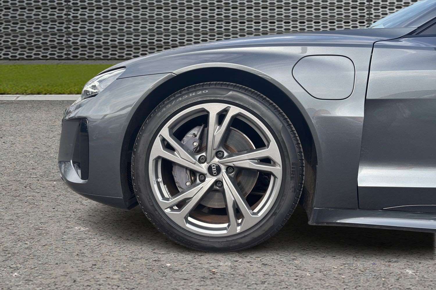 Used Audi e-tron GT 2022 for sale - 77552943: Photo 11