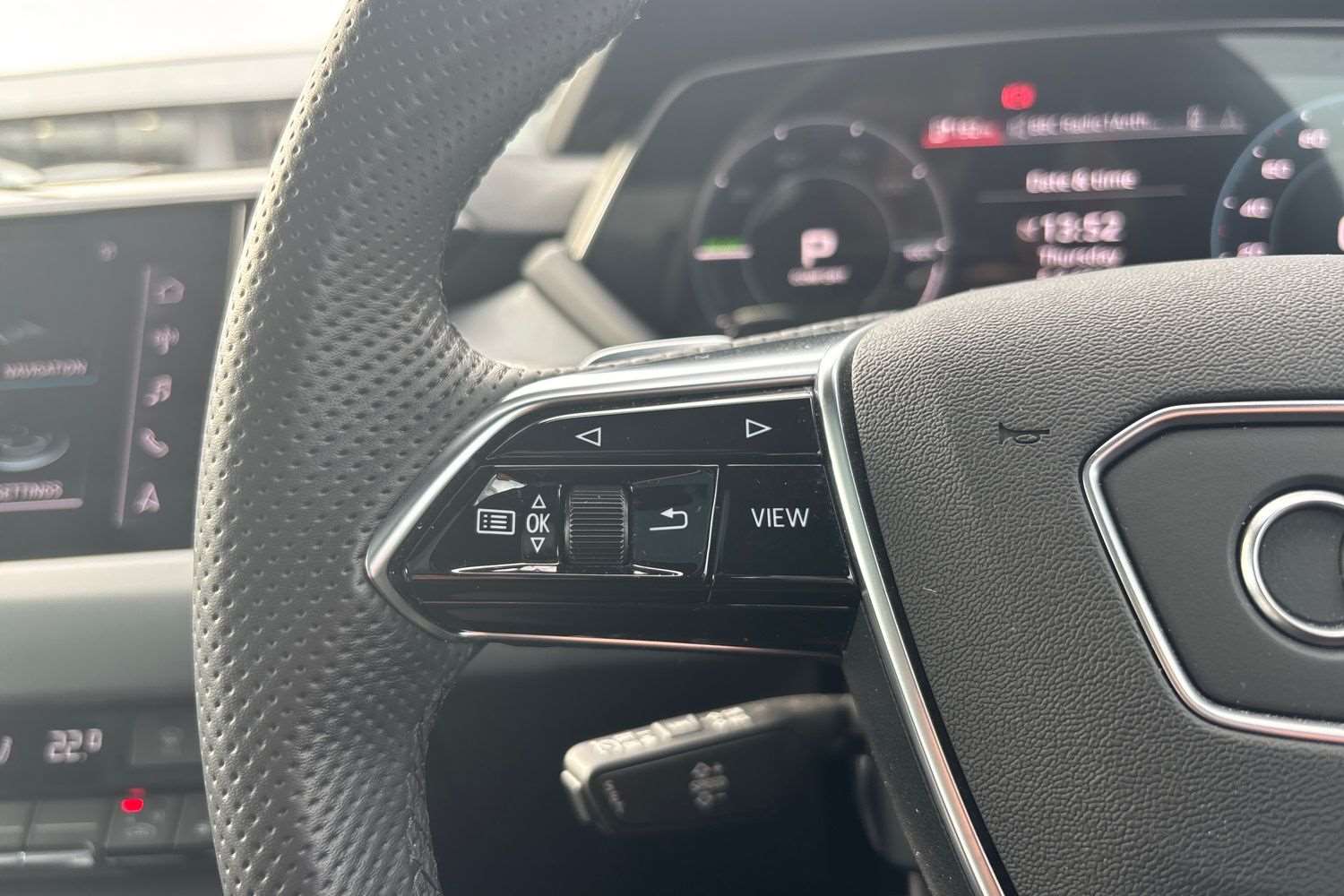 Used Audi e-tron GT 2022 for sale - 77552943: Photo 17