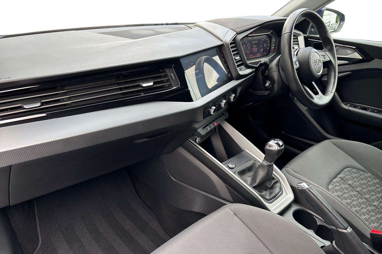 Used Audi A1 2023 for sale - 75845618: Photo 2