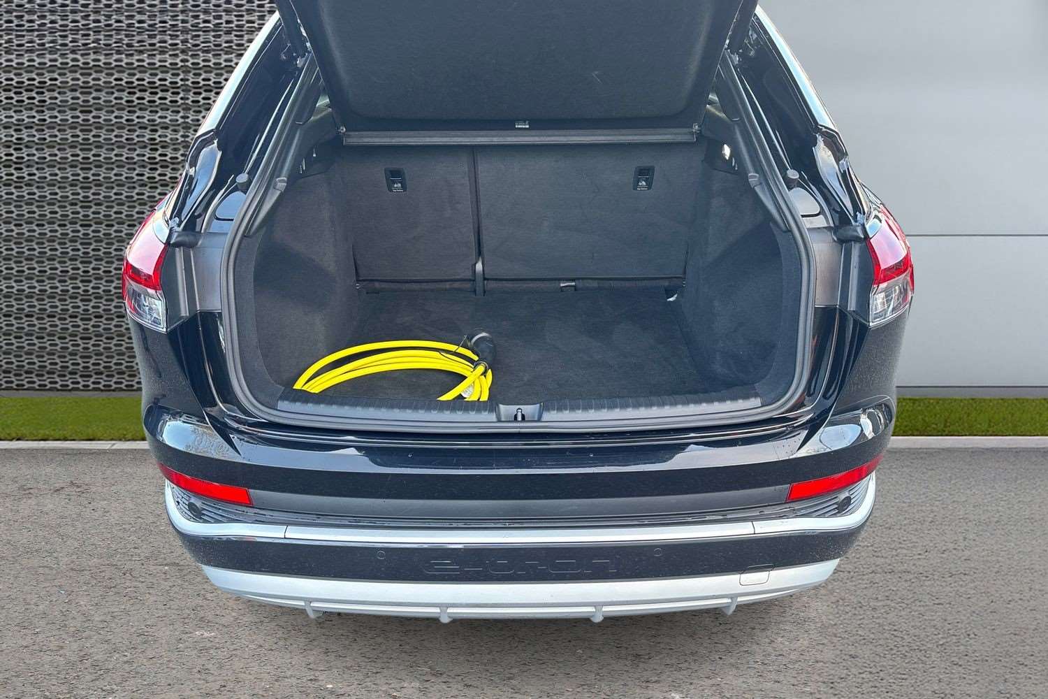 Used Audi Q4 e-tron 2023 for sale - 77076612: Photo 13