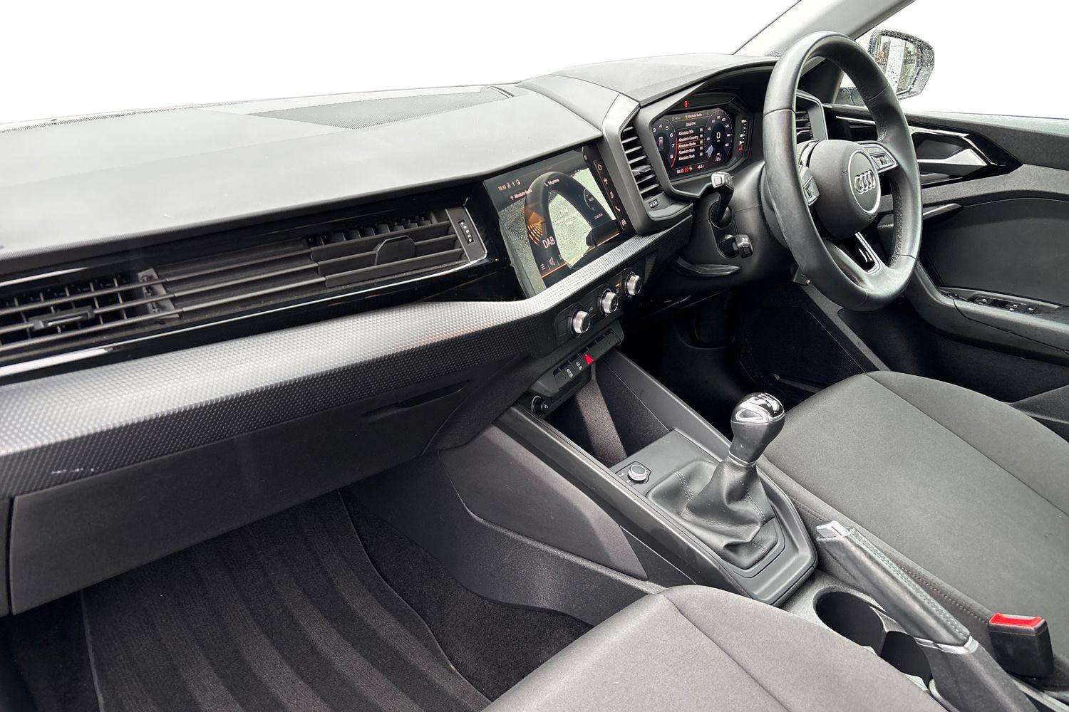 Used Audi A1 2023 for sale - 77397850: Photo 2