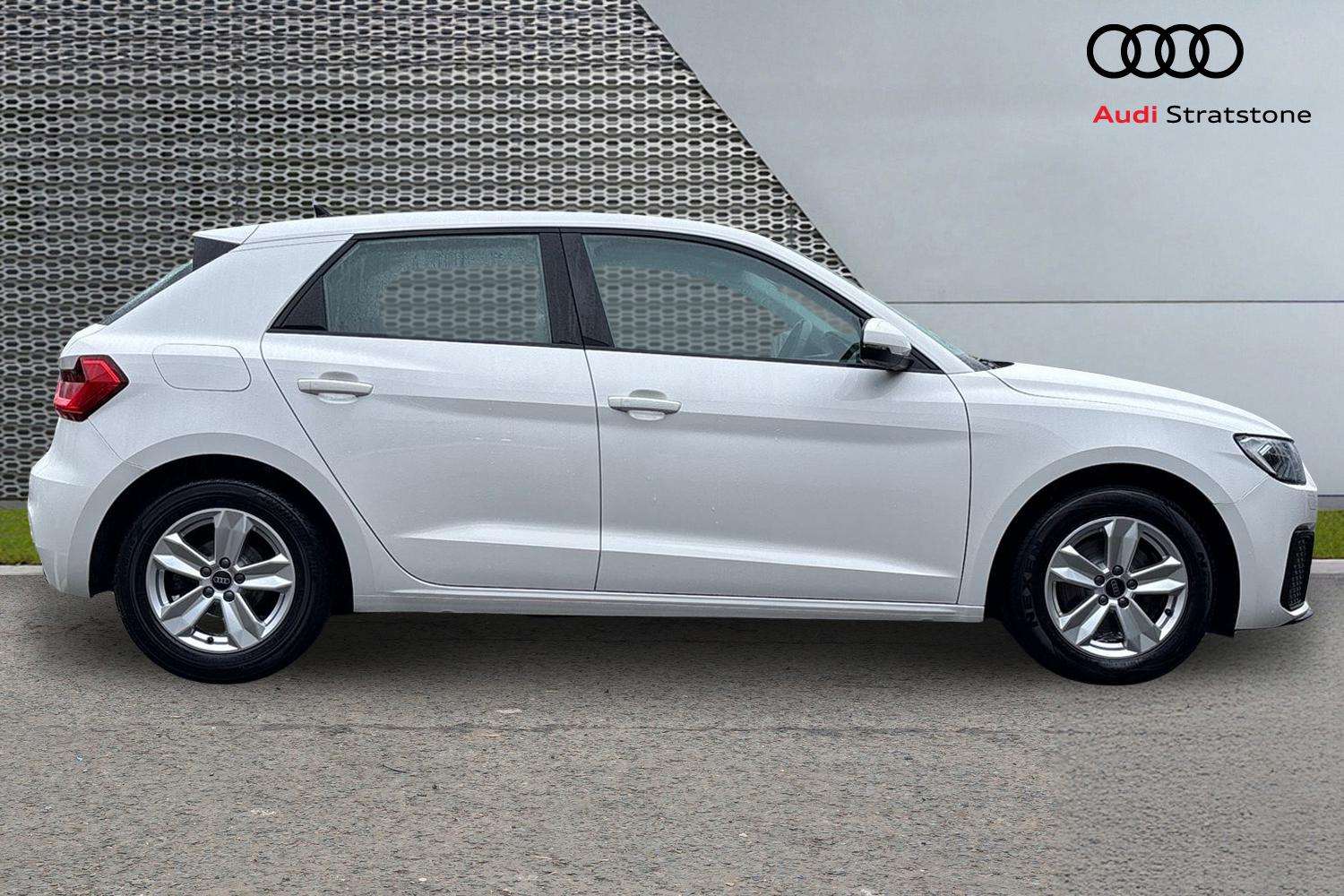 Used Audi A1 2023 for sale - 77397850: Photo 4