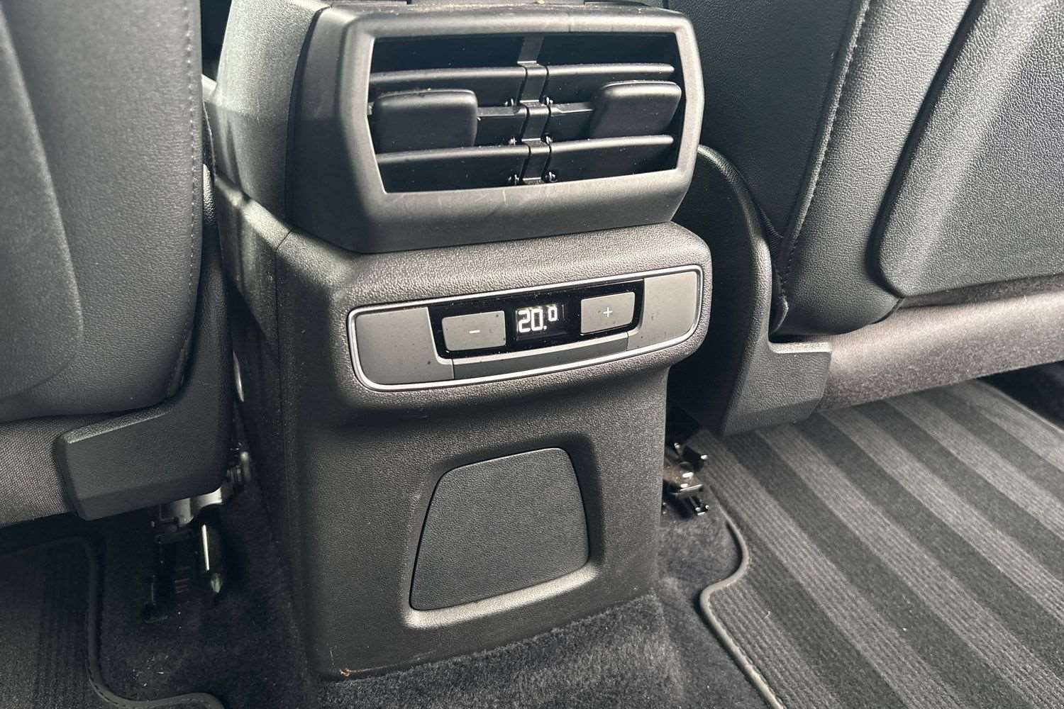 Used Audi Q4 e-tron 2022 for sale - 78173944: Photo 24