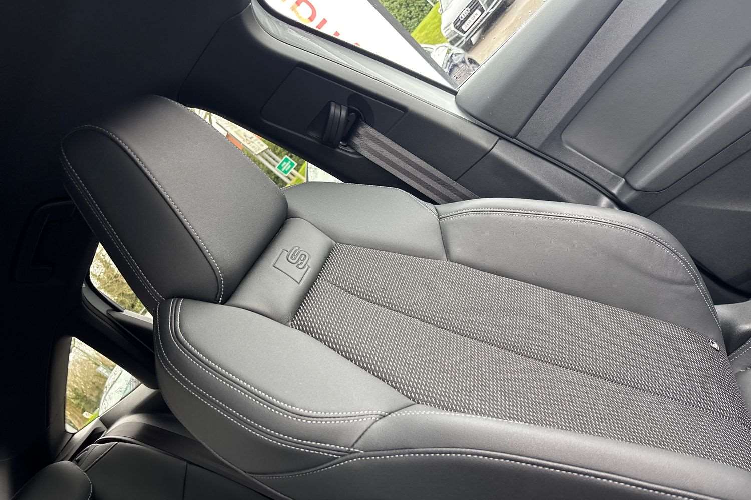 Used Audi Q4 e-tron 2022 for sale - 78173944: Photo 34