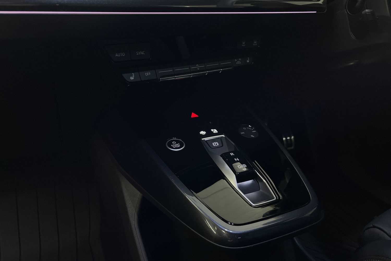 Used Audi Q4 e-tron 2025 for sale - 76576052: Photo 33