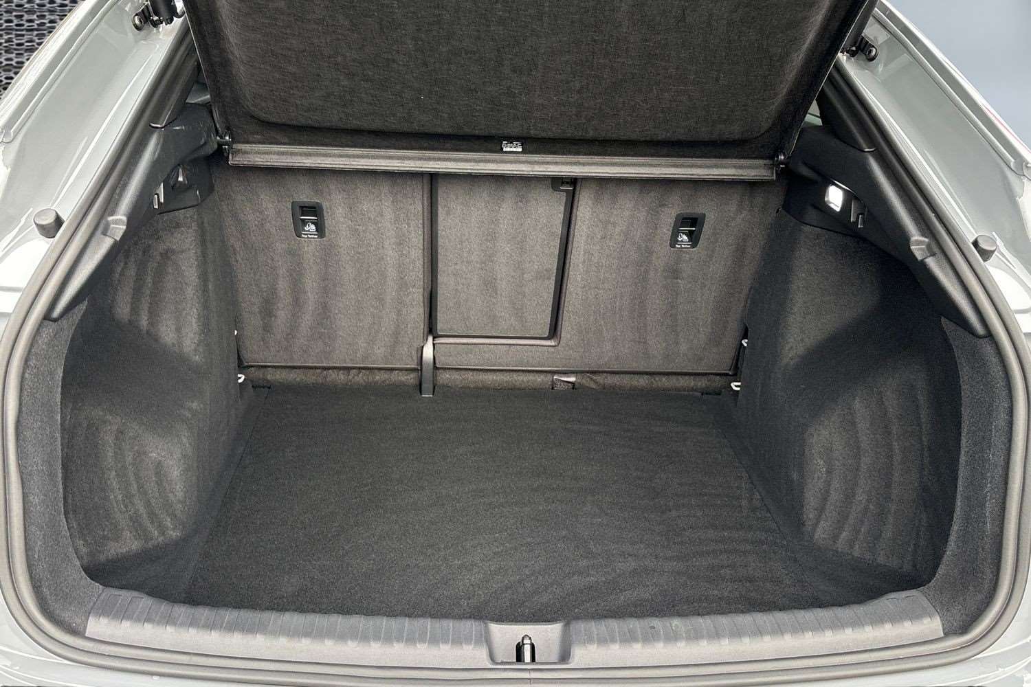 Used Audi Q4 e-tron 2025 for sale - 77147384: Photo 14