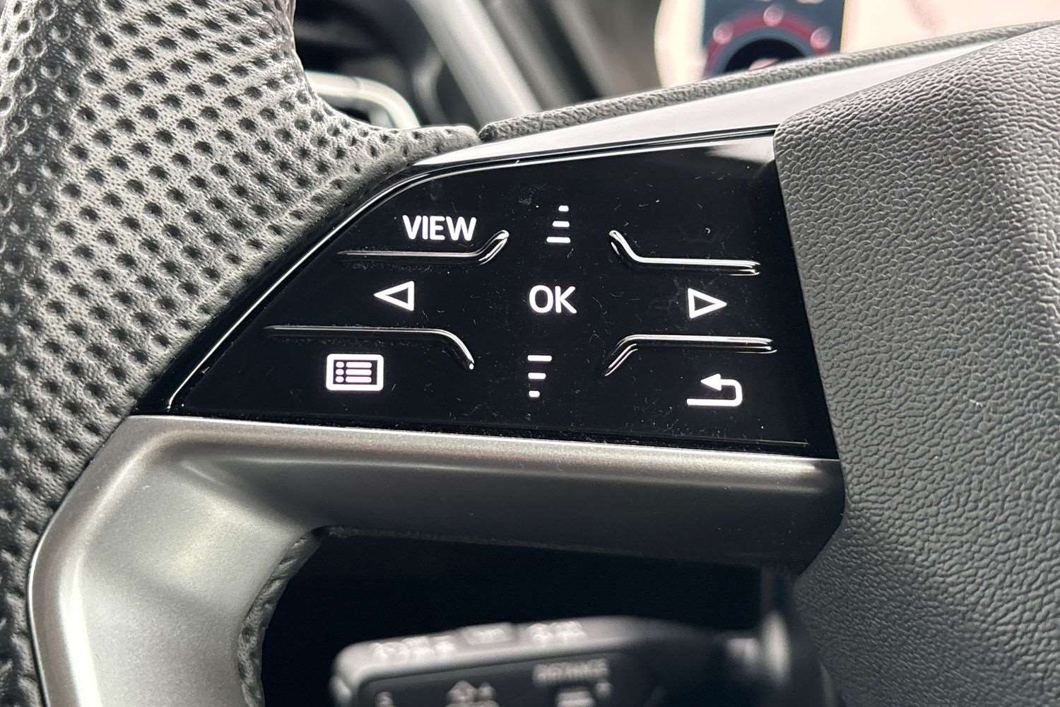 Used Audi Q4 e-tron 2025 for sale - 77147384: Photo 17