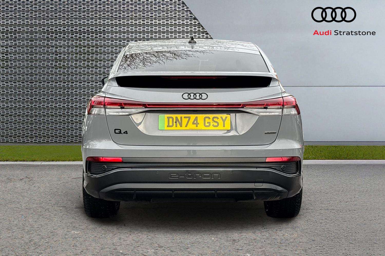 Used Audi Q4 e-tron 2025 for sale - 77147384: Photo 7