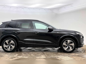 Used Audi Q6 e-tron 2025 for sale - 79270740: Photo