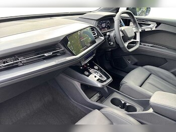 Used Audi Q4 e-tron 2025 for sale - 76205170: Photo 2