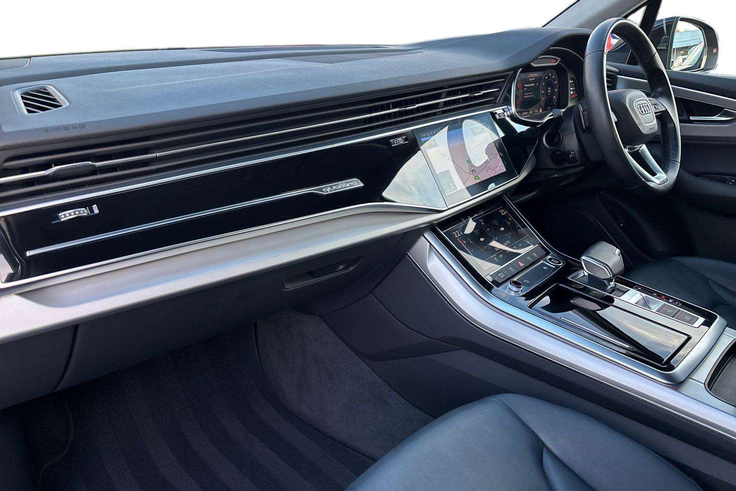 Used Audi Q7 2021 for sale - 77472540: Photo 2