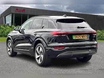 Used Audi Q6 e-tron 2025 for sale - 75105070: Photo